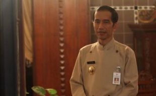 JOKOWI ULTAH : "Pak Jokowi Ayo Balik Nyang Solo"