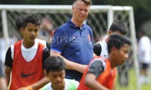 INDONESIA VS BELANDA: Ini Kata Van Gaal Tentang Tim Garuda