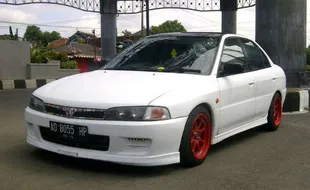  MODIFIKASI MOBIL : Lancer 97 & Filosofi Bunglon  