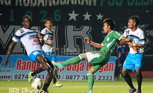 PSS Sleman v Persires : Tekuk Persires 2-0, Papan Atas Aman