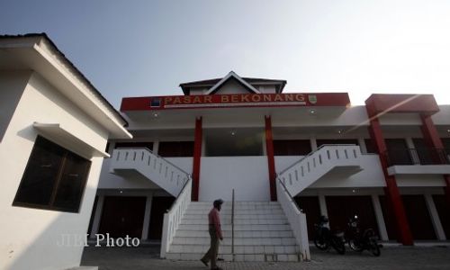   PASAR BEKONANG : Pedagang Bakal Gelar Gebyar Budaya