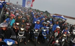 PERSIB VS PERSIJA Batal, Mobil Pelat B di Bandung Dirusak