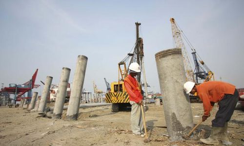 PEMBANGUNAN SOLO : Terdampak Proyek Kampung Susun, Belasan Makam Pucangsawit Digusur