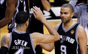 NBA 2013-2014 : Spurs Lanjutkan Dominasi Kandang