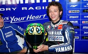 Kura-kura Desain Grafis Helm Rossi di Mugello