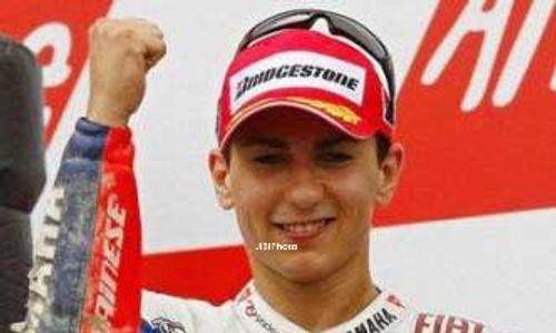 MOTOGP INGGRIS: Lorenzo Juara