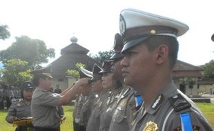  ANGGOTA POLRES KARANGANYAR NAIK PANGKAT