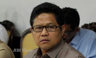 UMK 2014 : Menakertrans : Gubernur Harus Konsisten Gunakan Keputusan Dewan Pengupahan