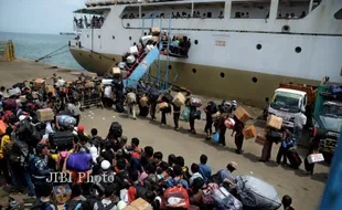 MUDIK LEBARAN 2013 : Separuh Lebih dari 24 Juta Orang Pemudik Naik Kendaraan Pribadi