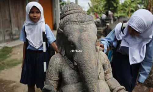 PENEMUAN ARCA GANESHA : Patung Misterius Gegerkan Warga Bantul