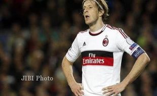 BURSA TRANSFER : Ambrosini Resmi Bergabung ke Fioretina