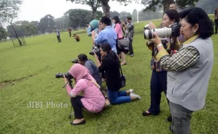 IBU NEGARA DAN KOMUNITAS FOTOGRAFI