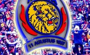 JELANG ISL 2014 : Arema Kebanjiran Tawaran Pelatih