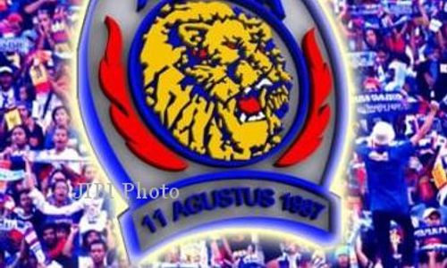 ISL 2013, Arema Vs PSPS : Penalti Kayamba Bawa Arema Memimpin 1-0