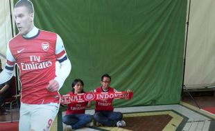  TIMNAS INDONESIA VS ARSENAL : Serunya Arsenal Fair di Gelora Bung Karno