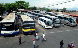 MUDIK LEBARAN 2013 : Penumpang Bus Diprediksi Turun