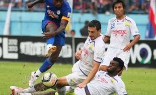 ISL 2013 : Greg Quattrick, Arema Bantai PSPS 7-1