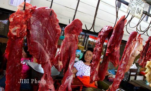 KEBUTUHAN POKOK BOYOLALI : Cegah Daging Impor, Pedagang Sepakat Ambil Barang di RPH Ampel