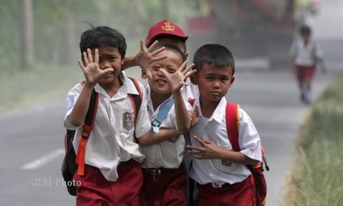 Senin 15 Juli Masuk Sekolah Perdana, Tweeps Bingung