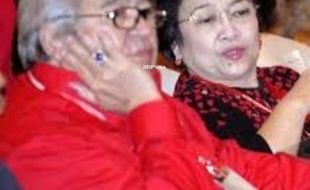 Megawati Menangis saat Kenang Taufik Kemas yang Meninggal 10 Tahun Lalu