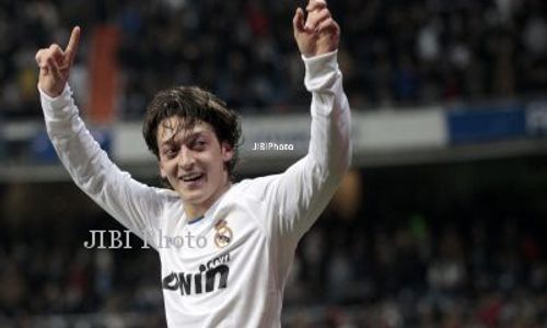 TRANSFER PEMAIN : Ozil Merapat ke Arsenal