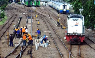 LALU LINTAS DEMAK : Jalur Semarang-Purwodadi Ditutup, Ada Pergantian Rel Kereta Api…