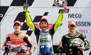 MOTOGP 2013 : Berkat Crutchlow & Rossi, Tiket MotoGP Inggris Raya Laris