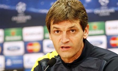 VILANOVA MUNDUR : Pekan Depan Pelatih Baru Barca Diumumkan