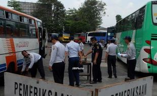 Sebuah Bus di Terminal Giwangan Dinyatakan Tak Layak Jalan