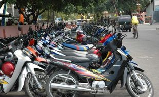 PERPARKIRAN KLATEN : Pengunjung Car Free Day Keluhkan Tarif Parkir Langgar Aturan