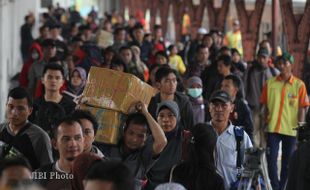 JELANG LEBARAN 2014 : Pemudik Gratis Kemenhub Tiba di Magelang 