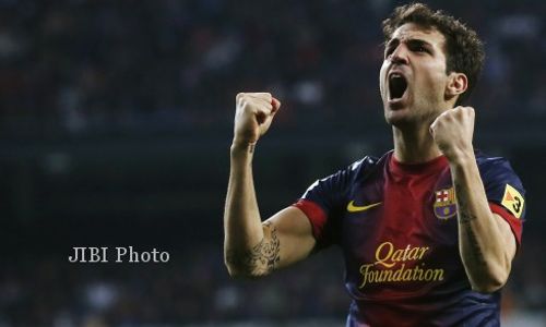 TRANSFER PEMAIN : Barca Klaim MU Menyerah Buru Fabregas