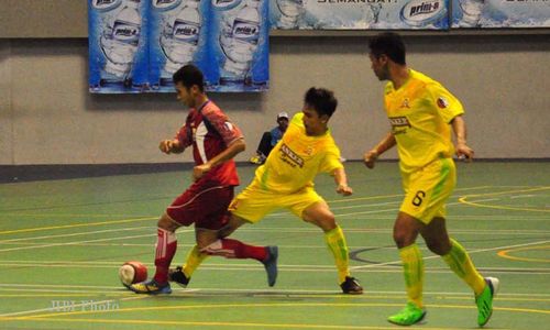 LIGA FUTSAL INDONESIA 2013 : FKB Panen Gol, Tekuk Anker FC 8-3 