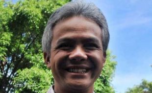 GANJAR PRANOWO Amankan Pria yang Ngaku Staf Presiden