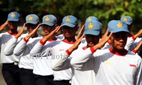 MASA ORIENTASI SEKOLAH : Orang Tua Pertanyakan Kegiatan Siswa Menginap di Asrama Brimob