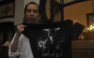 KONSER METALLICA : Kaos Jokowi Dikirim dari Solo