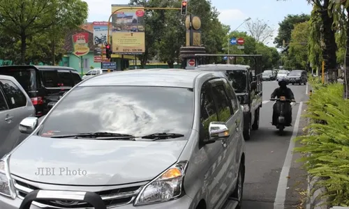 MUDIK LEBARAN 2013 : Kendaraan Pemudik Padati Klaten