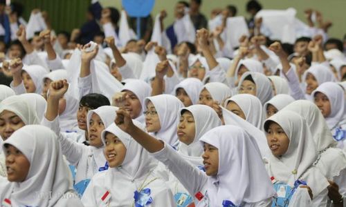 PENERIMAAN SISWA BARU BANTUL : SMA di Bantul tetap Lewat Online