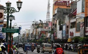 PENATAAN MALIOBORO : Jalur Pedestrian Lama Dibongkar