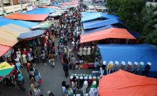 PKL Boyolali Keluhkan Tak Ada Pengelolaan Parkir di Alun-Alun Boyolali