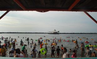 Libur Natal, Ancol Banjir Pengunjung