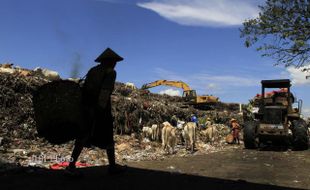 SAMPAH PUTRI CEMPO : Pemkot Klaim 2014 Problem Selesai