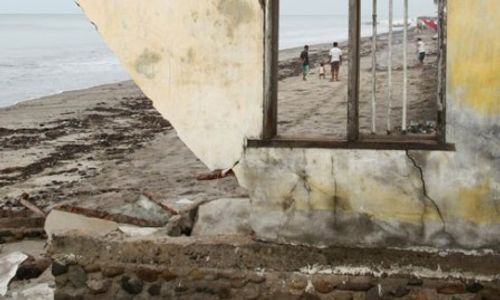 BPBD Sebut Laju Abrasi di Pesisir Pantai Bantul Rata-rata 2,3 Meter/Tahun