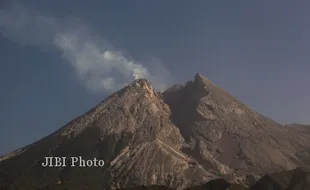 ANCAMAN LETUSAN GUNUNG MERAPI