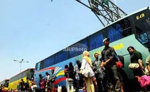 MUDIK LEBARAN 2013 : 229 Kendaraan Angkutan Umum Siap Layani Pemudik