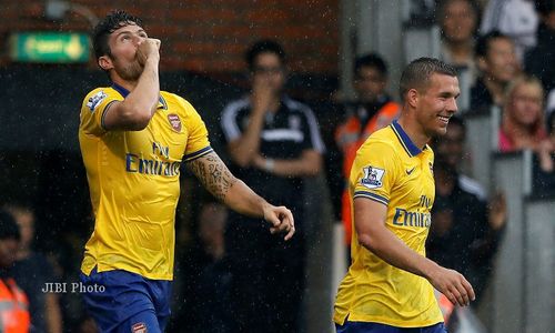 FULHAM	1-3	ARSENAL : Wenger : Kami Bermain Seperti Tim Sejati 