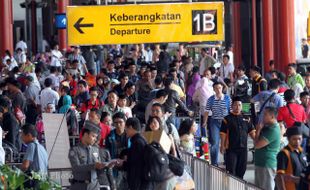 ANTRE MASUK TERMINAL BANDARA