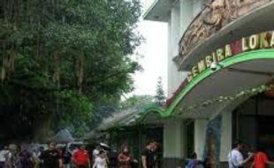 PRESIDEN KE JOGJA : Pembersihan Gembiraloka Zoo Dipercepat