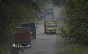 Penertiban Jalur Truk Pasir Merapi Tak Digubris