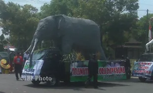 Karnaval, Ribuan Orang Padati Alun-alun Wates